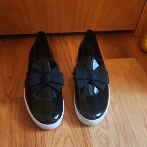 Black Patent Leather Slide Sneakers with Bow